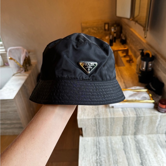 Prada nylon bucket hat - Picture 3 of 5